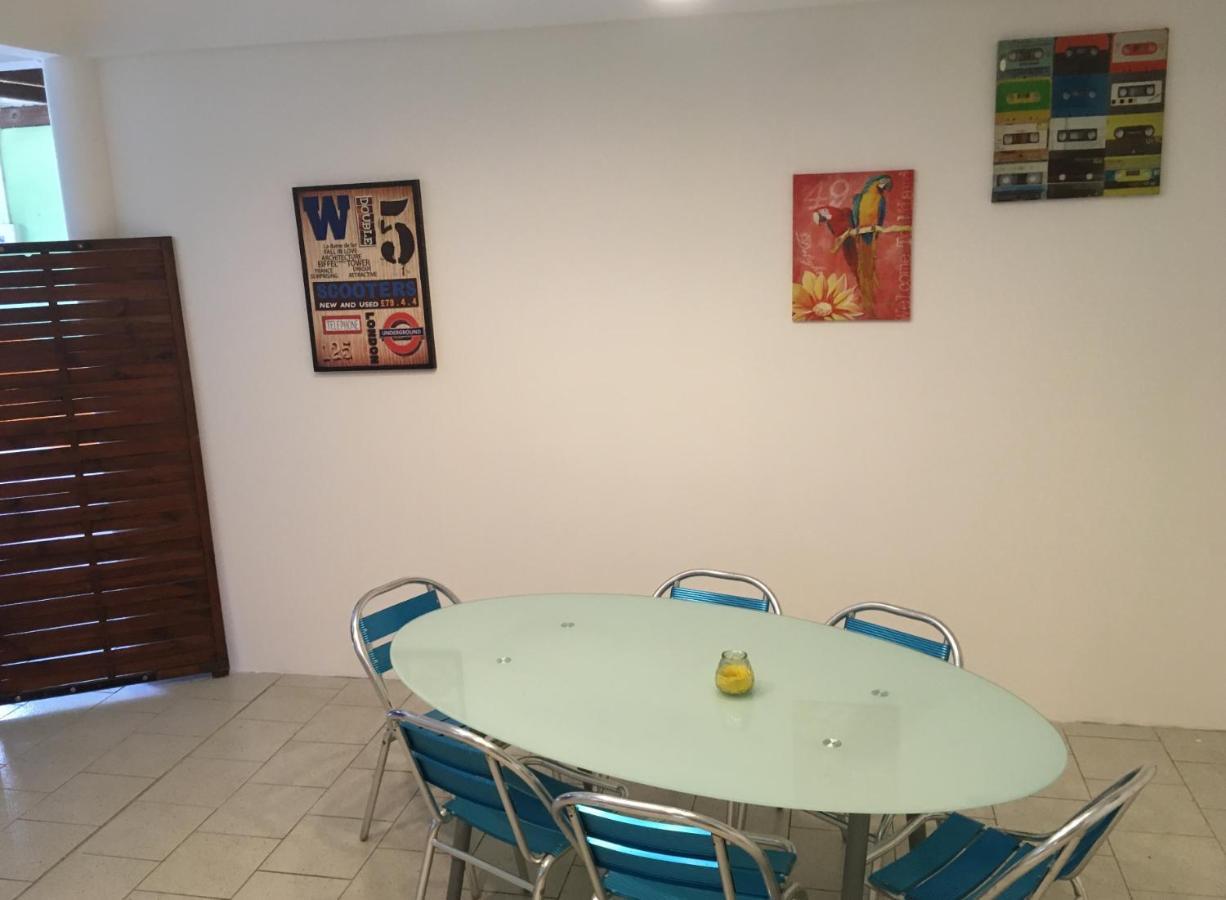 Jacktavern - Auberge De Jeunesse Pointe-Noire Buitenkant foto