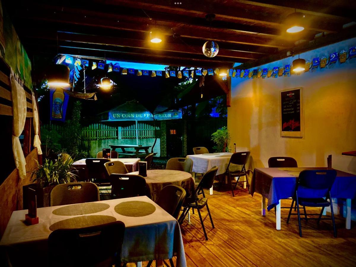 Jacktavern - Auberge De Jeunesse Pointe-Noire Buitenkant foto