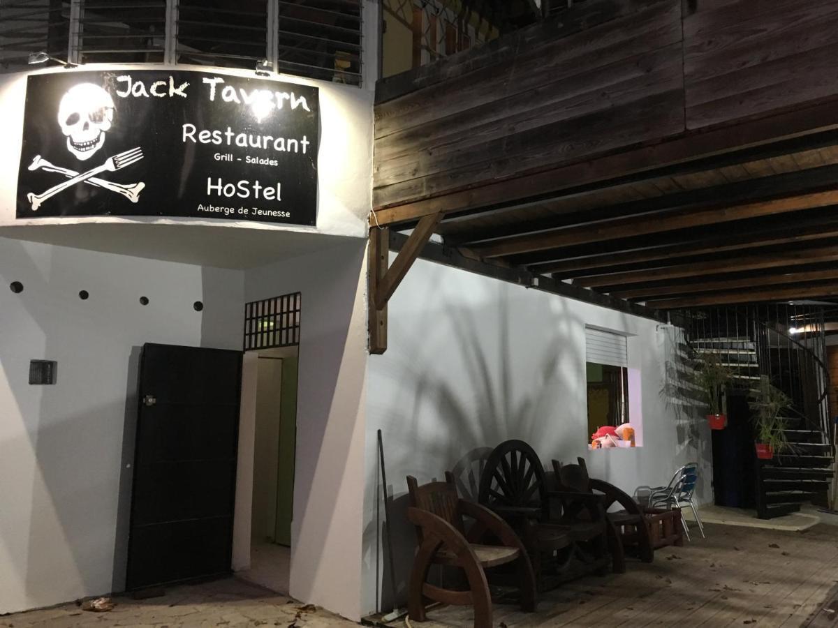 Jacktavern - Auberge De Jeunesse Pointe-Noire Buitenkant foto